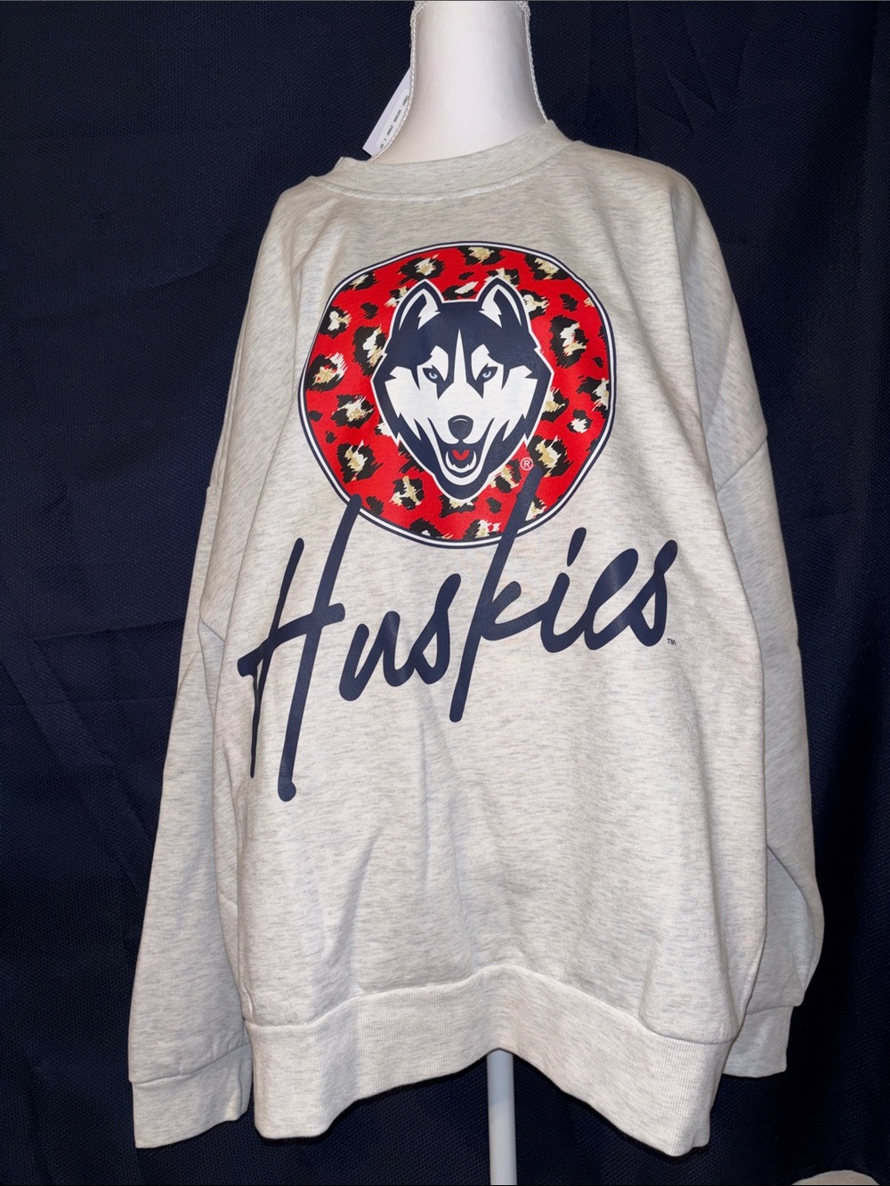 UCONN Huskies Graphic Crewneck Sweatshirt - Light Gray with Red Accent